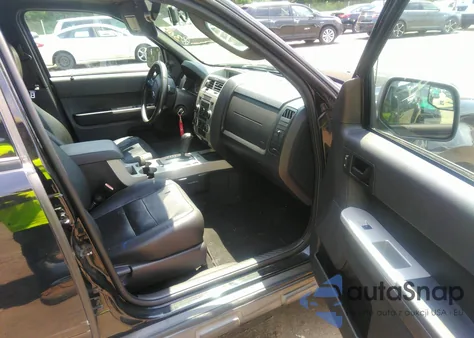 2010 Ford Escape Xlt из США, поврежденный, VIN 1FMCU0D77AKC14929